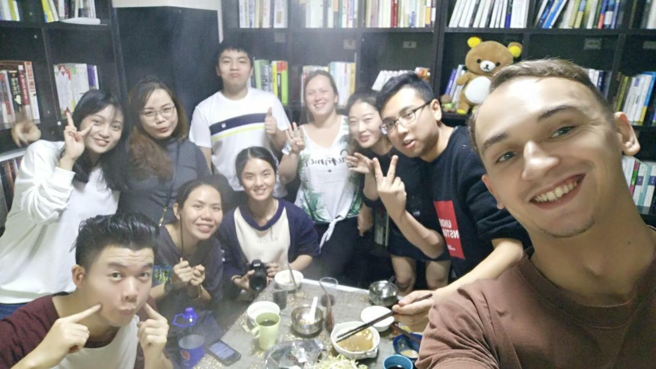 Youth Space Guangzhou Bagian luar foto